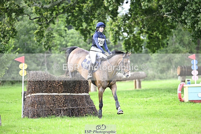 240804-171450-18879 - 705-Nicole_Jooste-MR_AMOUR