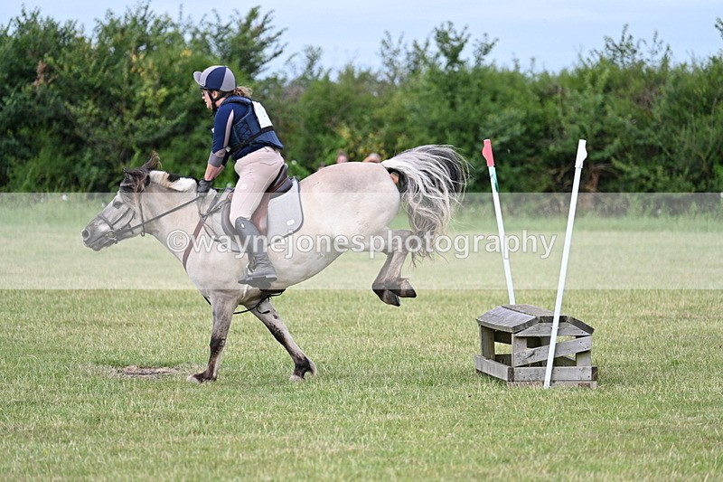 WJ7_4803 - 60cm XC Time 09:58 to 10:16