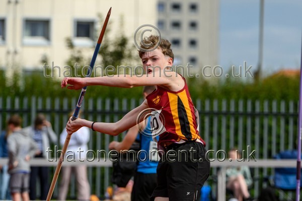 Age25SAT-925877 - Field Male