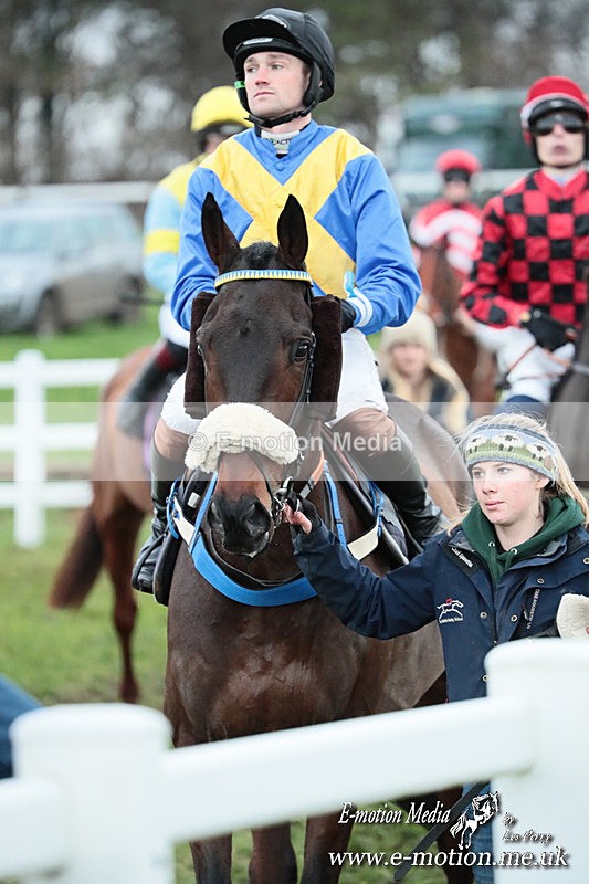 PtP 141225  2477 - New Forest Hounds PtP Larkhill 14/12/25