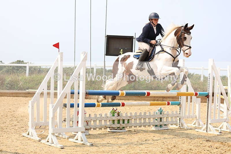 3E7A2383 - Class 7: Senior 1.05m