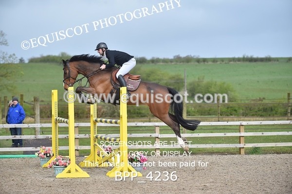 BPP_4236 - CLASS 10 RHS Foxhunter Championship Qualifier