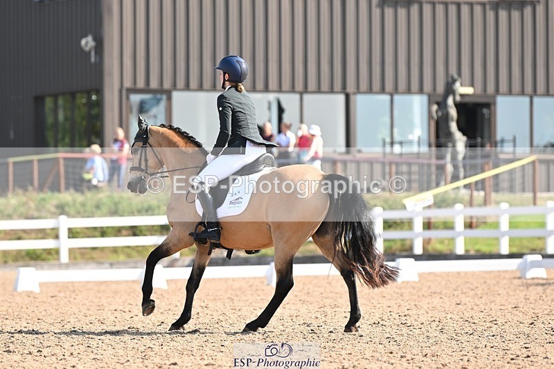 250816-094648-02972 - 065-Nicky.TurriffMyshall.Robby