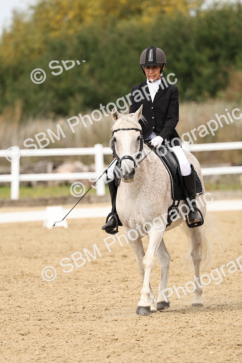 SBM_013164 - Class 3 - Novice 4 - 11.43-12.25