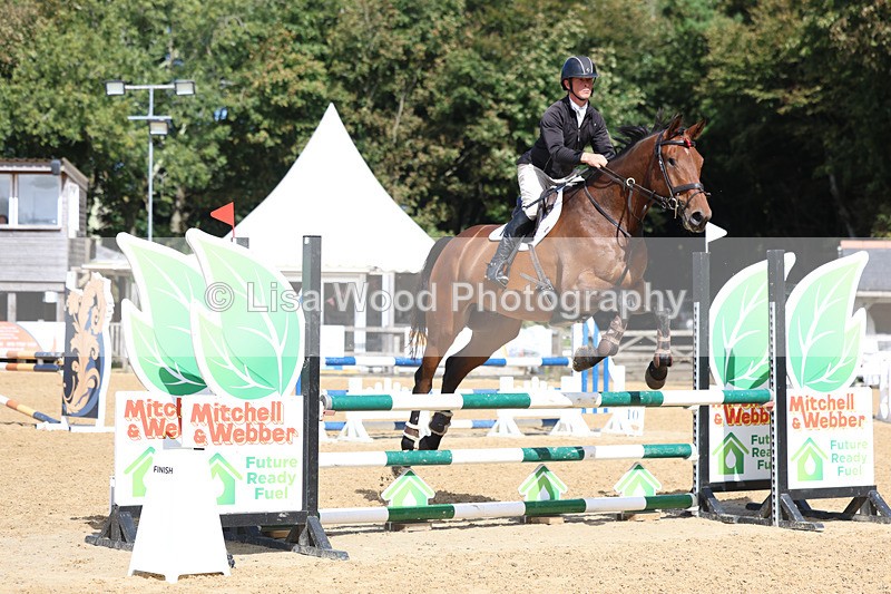 3E7A9302 - Class 9: Senior British Novice/90cm open