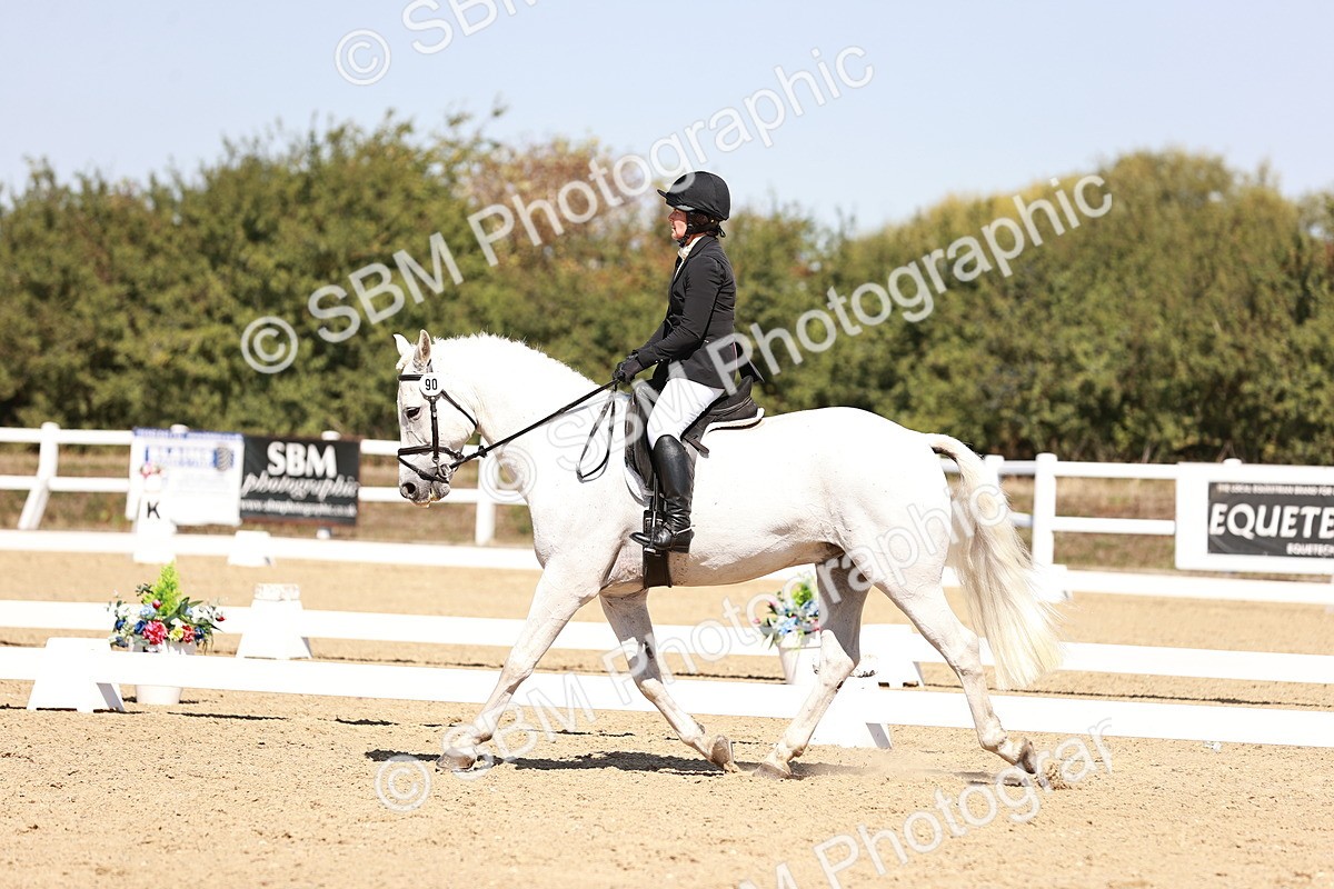 SBM_004952 - Class 12 - Novice 5 - 12.02-12.44