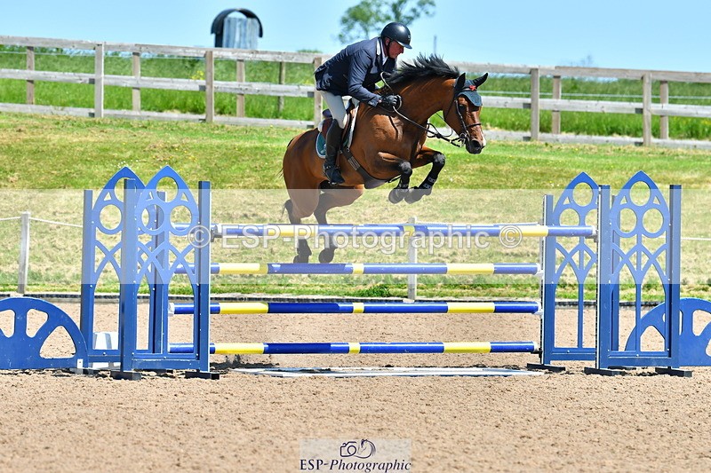 230527A-141044-04931 - Cls 17 National 1.30m Open