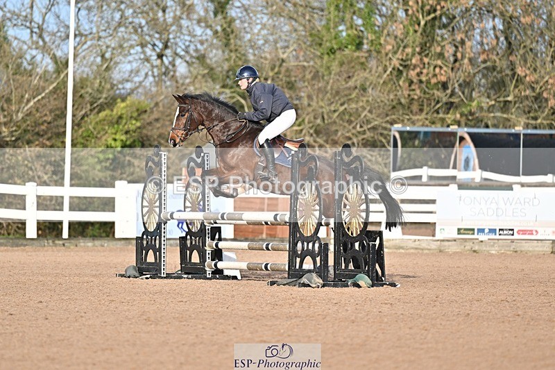 251126-093940-00050 - Cls 0 + 1, Clear Round, British Novice and 90cm