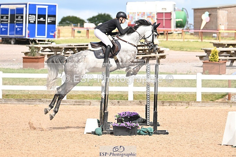 250723-153837-01181 - Cls 6 Foxhunter and 1.20m