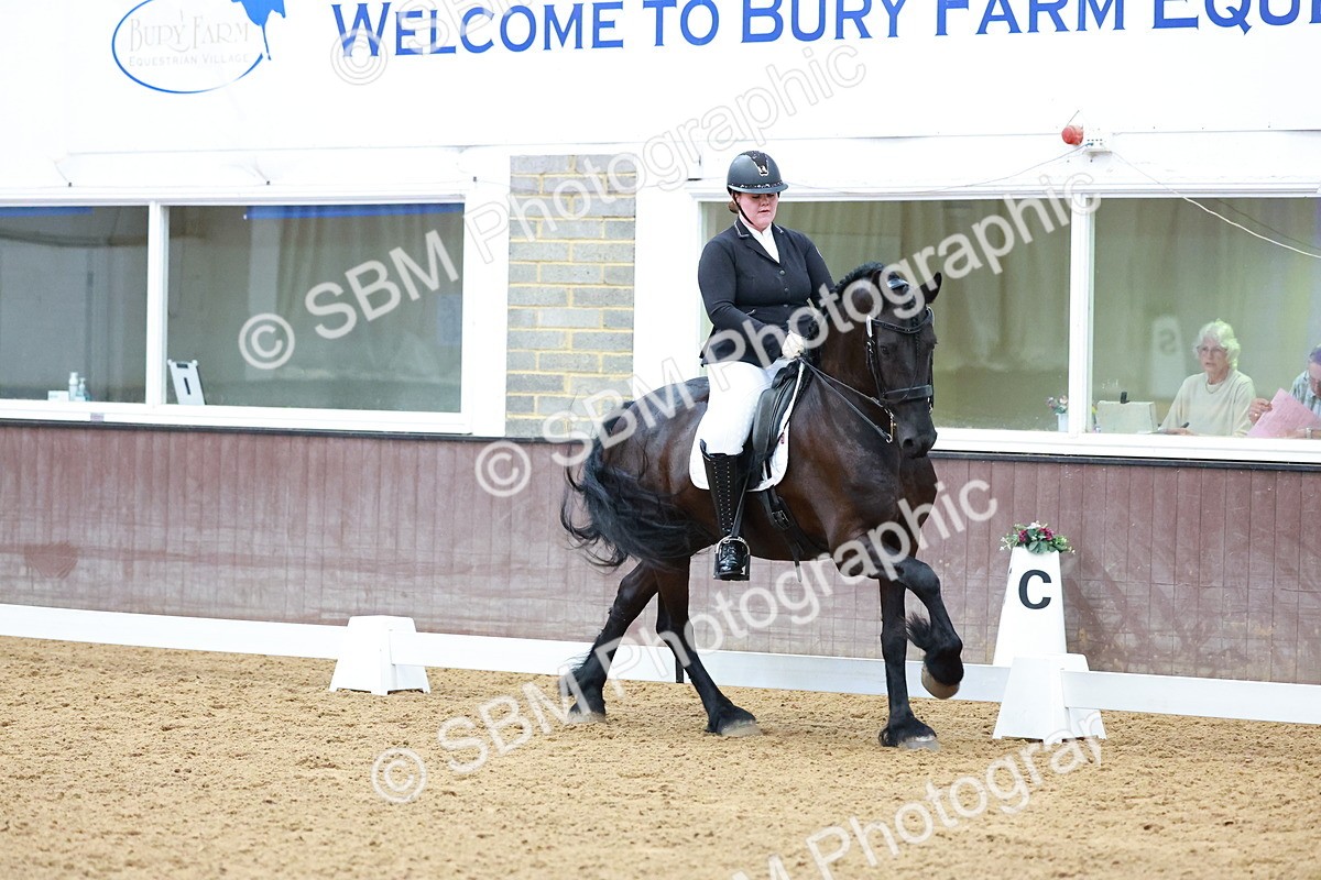 SBM_004039 - Class 12 - E2 Championship - 14.50-15.53