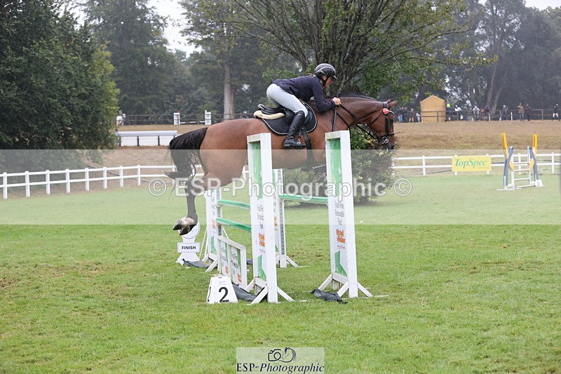 250830A-141120-06909 - Cls 16 Snr Newcomers and 1.10m Open