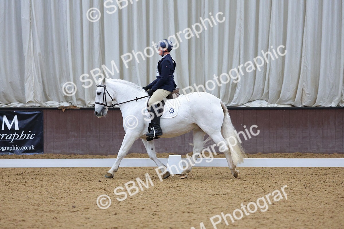 SBM_003845 - Novice