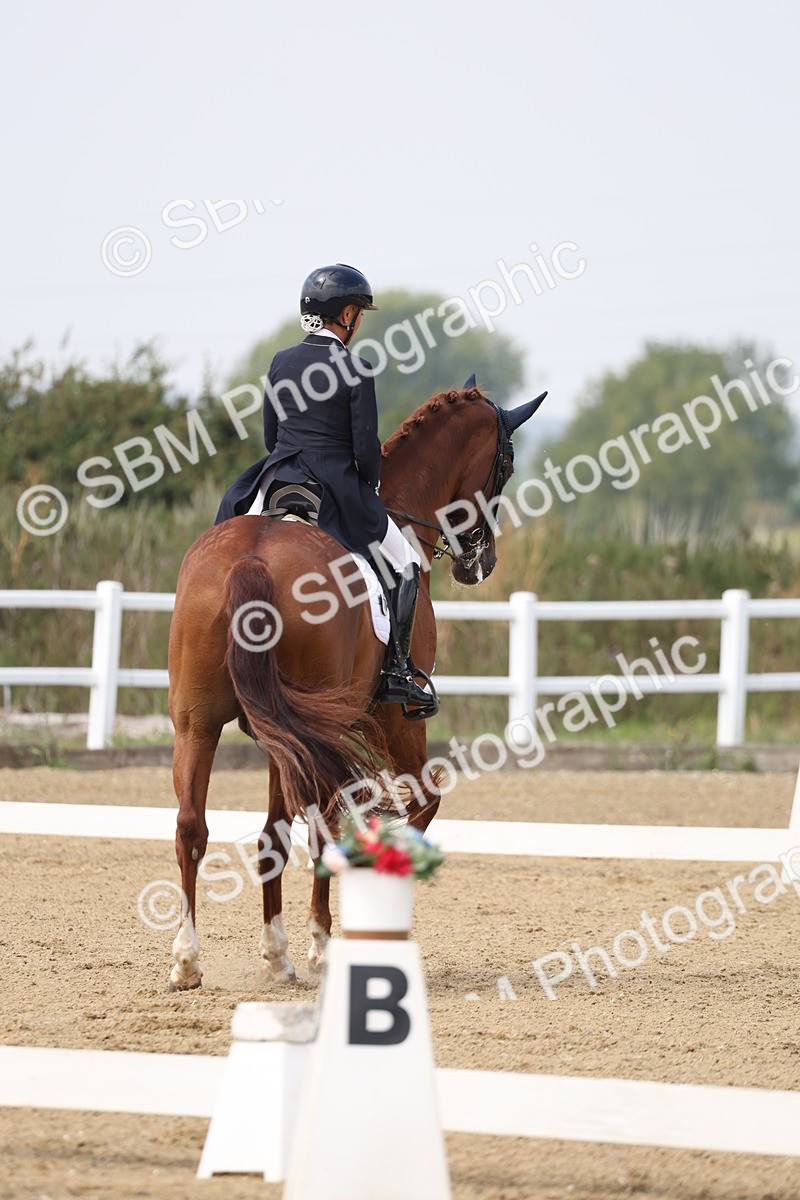 SBM_007263 - Class 9 - FEI INT I - 13.37-14.33