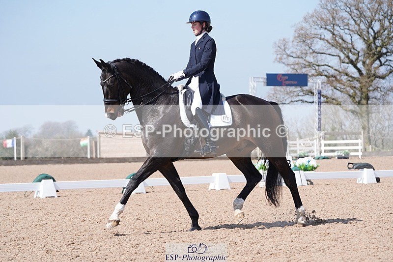 250404-125544-06009 - 015-Daisy.Hills-Midtgaards.Gijon