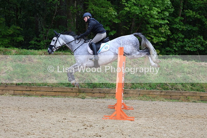 3E7A7576 - Class 9: Senior 1.30m open