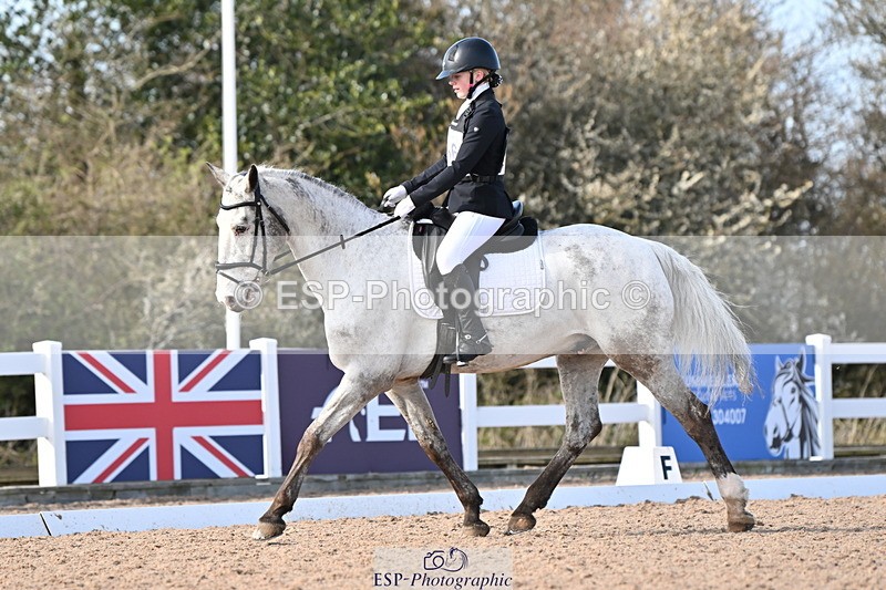 240324A-145403-04106 - Novice 27, 14.30 to 15.25