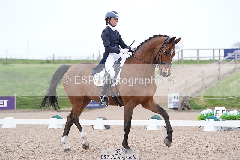 250403-163942-03382 - 005-Sara-Jane.Lanning-Choice