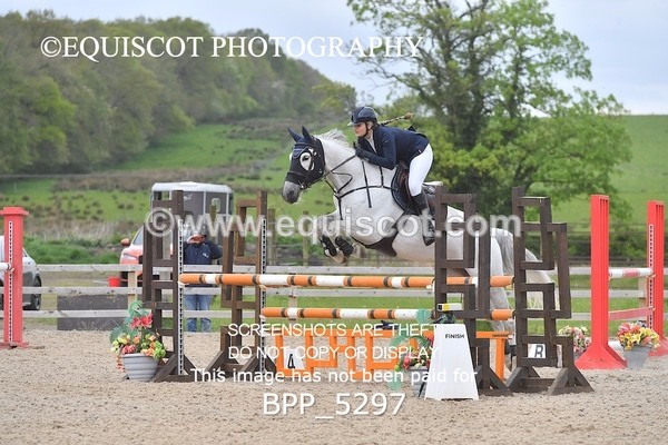 BPP_5297 - CLASS 27 SUN Senior Newcomers/ 1.10m Open