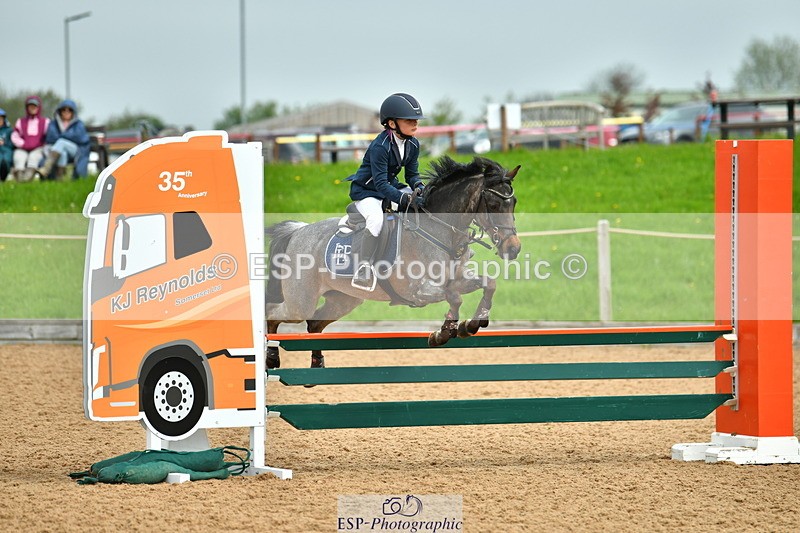 230513A-100548-00275 - Cls 12 Cats & Pipes Champ Quali