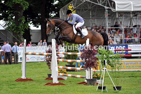 EQUISCOT 9279 - A WEE PEEK AT RHS 2013