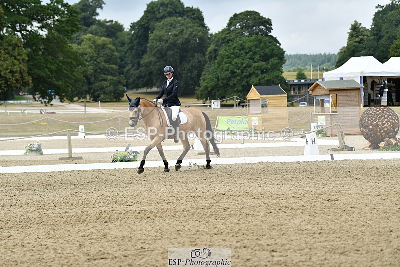 250718A-122905-01465 - 141-Chloe.Dunn-Towerhill.Shamie