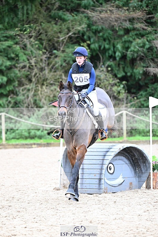 241116-132739-01579 - Cls 3 90-95cm