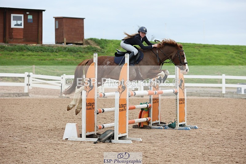 241116X-121324-01521 - Cls 10 Pony 1.00m Ooen