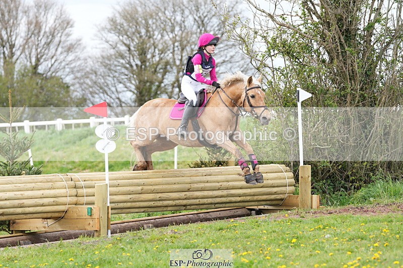 250419-152032-12414 - 766-Poppy.Hillyard-CHICA.DE.ORO