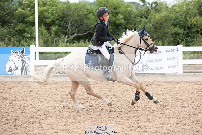 240630A-181640-16367 - Cls 28 Stepping Stones 128cm + 138cm