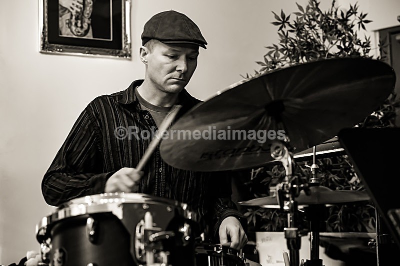 _56A6336 - Art Themen and friends at The Royal Oak Swindon