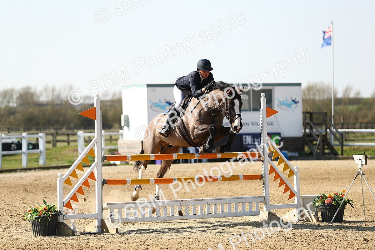 SBM_001132 - Class 4 - Senior Newcomers - 1.10m