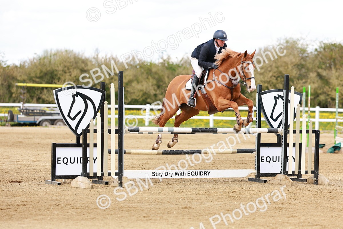 SBM_002043 - Class 4 - Senior Newcomers - 1.10m