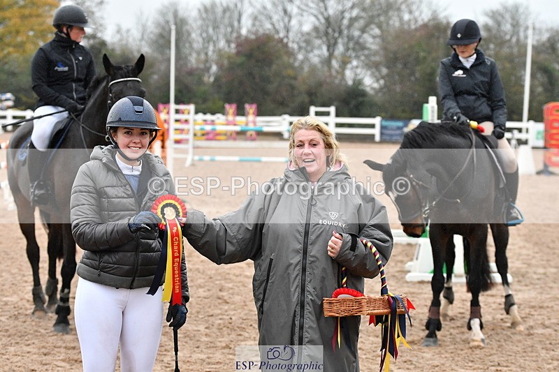 231112A-105257-03460 - Cls 17 Blue Chip Novice Winter Qualifier