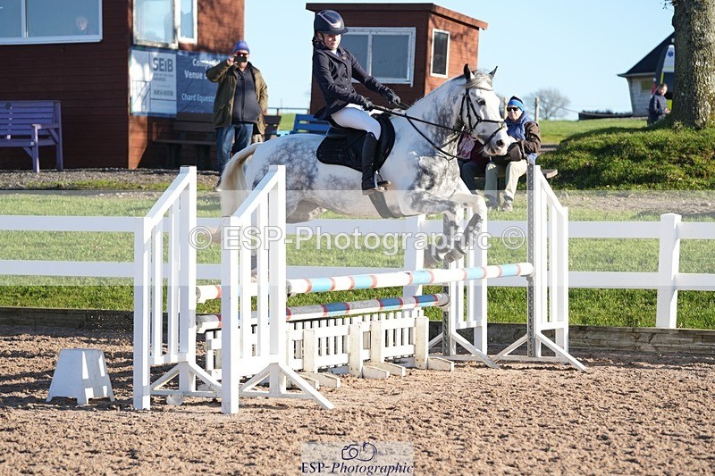 251130-112508-01061 - Cls 5 Pony Discovery & 90cm Open