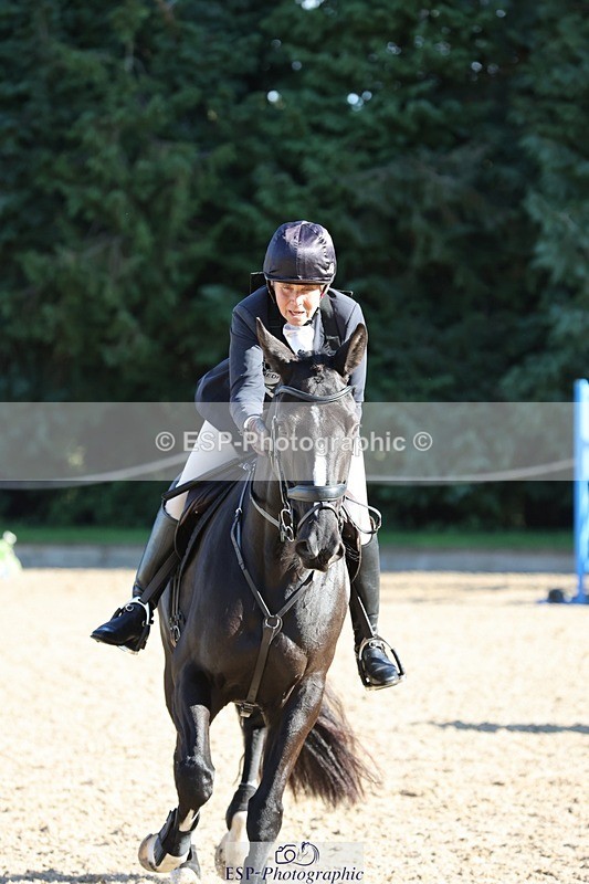 241027-112047-16717 - 418-Georgina.Marks-IM.ON.FIRE