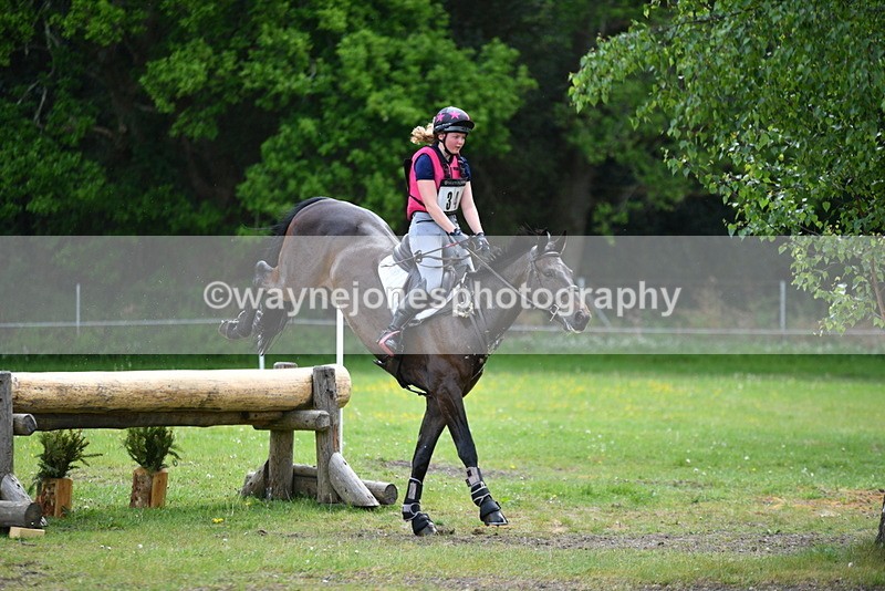 WJ5_5049 - Time 11:25 to 11:56