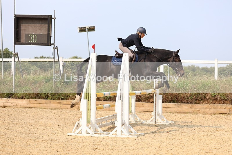 3E7A1596 - Class 4: Senior British Novice/90cm open