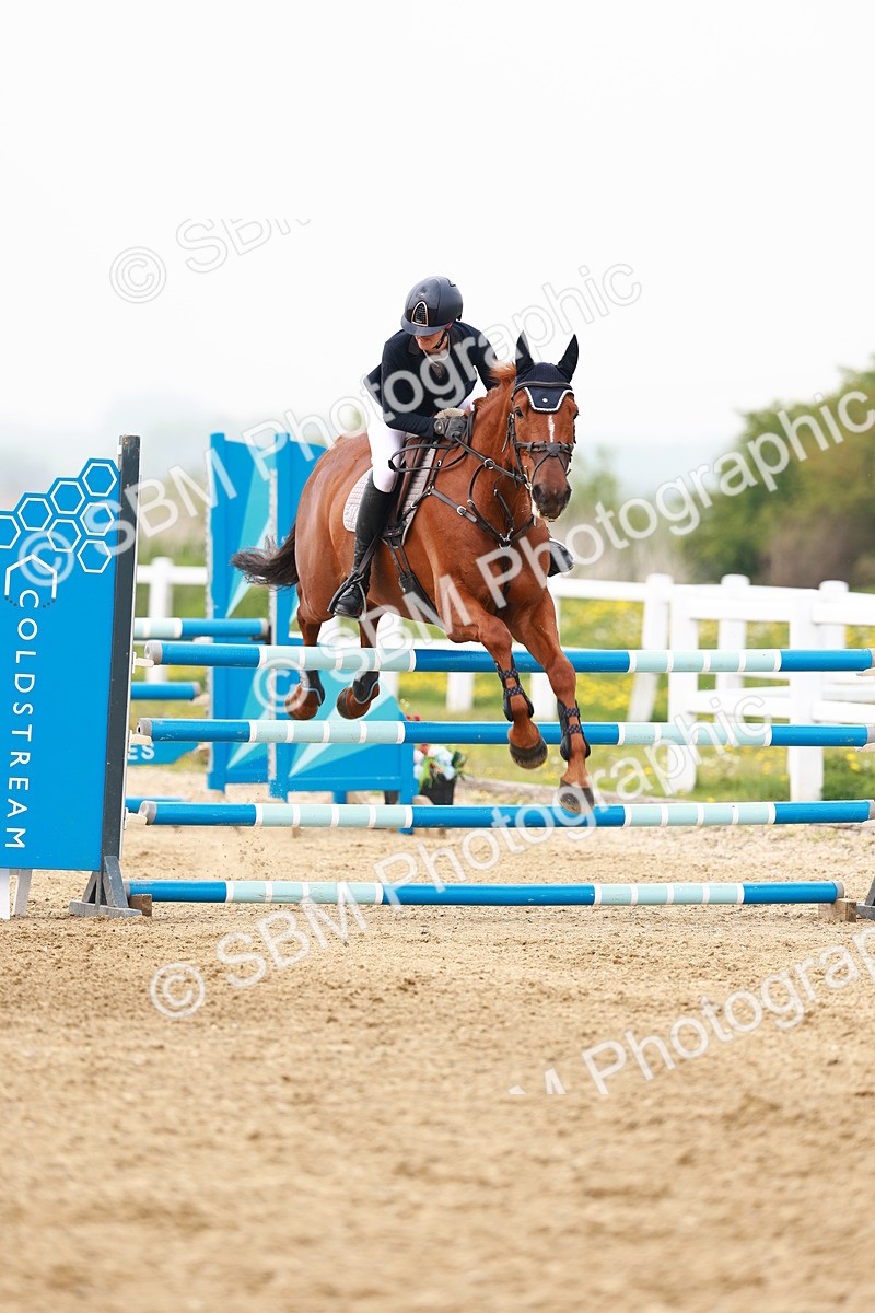  - Class 18 - Senior Newcomers - 1.10m