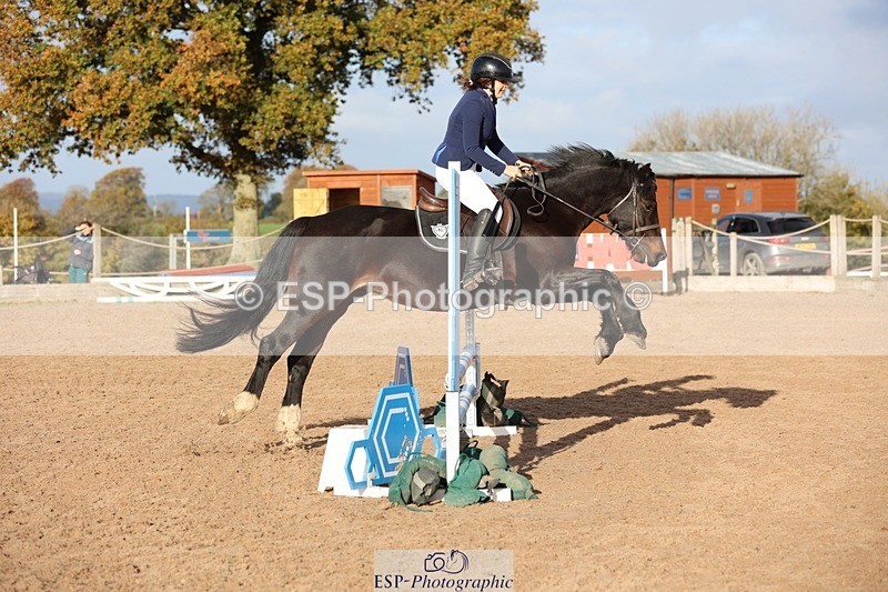 251025-100900-00811 - Cls 21+22 Club and Schools 60cm