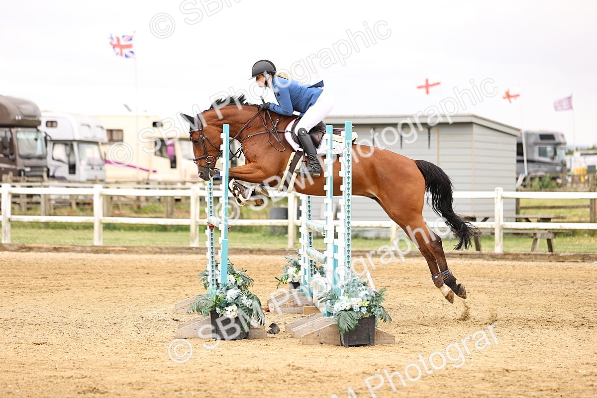 SBM_003100 - Class 21 - Senior Newcomers - 1.10m