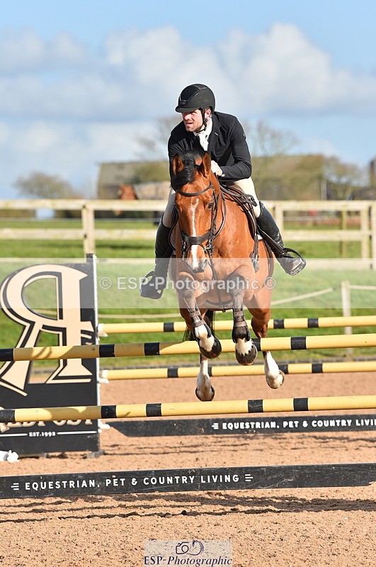 240306A-152422-01768 - Cls 5 Foxhunter and 1.20m Open