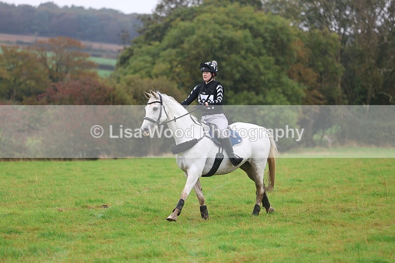 3E7A1288 - Class 2: 70cm: Half Roll Top