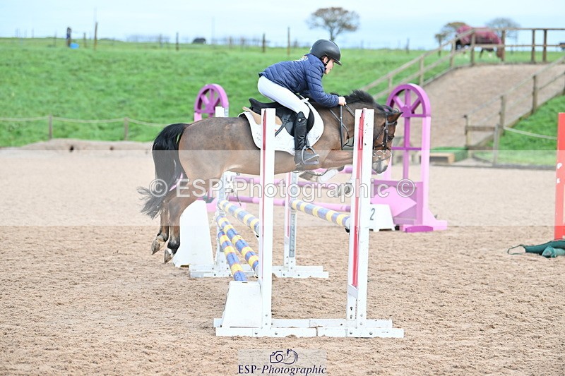 231203A-113210-00855 - Cls 16+17 Club and Schools 80cm