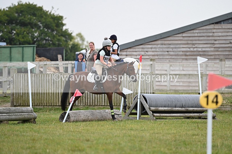 WJ6_0349 - 40cm XC Time 10:57 to 11:30