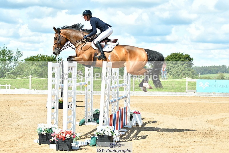 230720A-110451-02060 - Cls 5, 2 Star Medium 1.35m