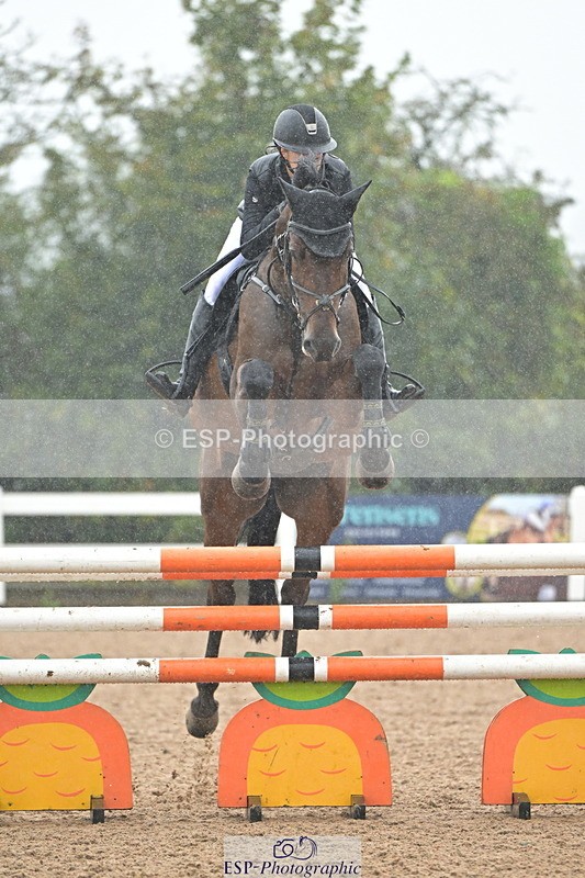 240925A-133708-00946 - Cls 4 Newcomers and 1.10m Open