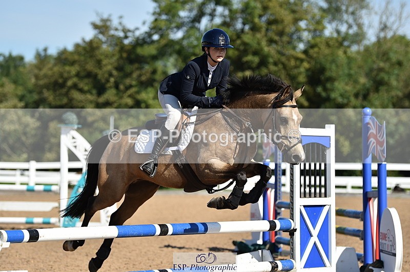 230903A-105140-04053 - Cls 18 Pony Brit Novice & 80cm Open