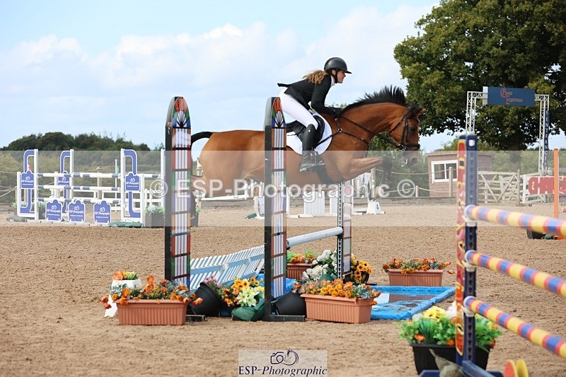 250911-141850-02396 - Cls 5 Chard Snr 90cm Speed Derby