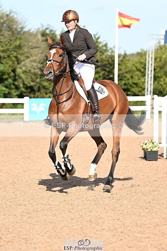 240914A-102318-06366 - Cls 21-S Snr Discovery and 1m Open