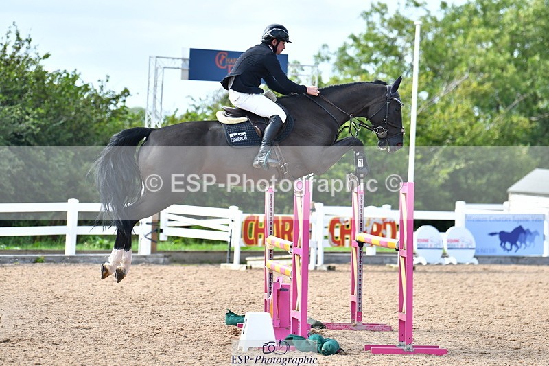 230819A-160839-01126 - Cls 33 1.05m Amateur Qualifier